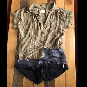 Button Up Boyfriend Style American Eagle Shirt